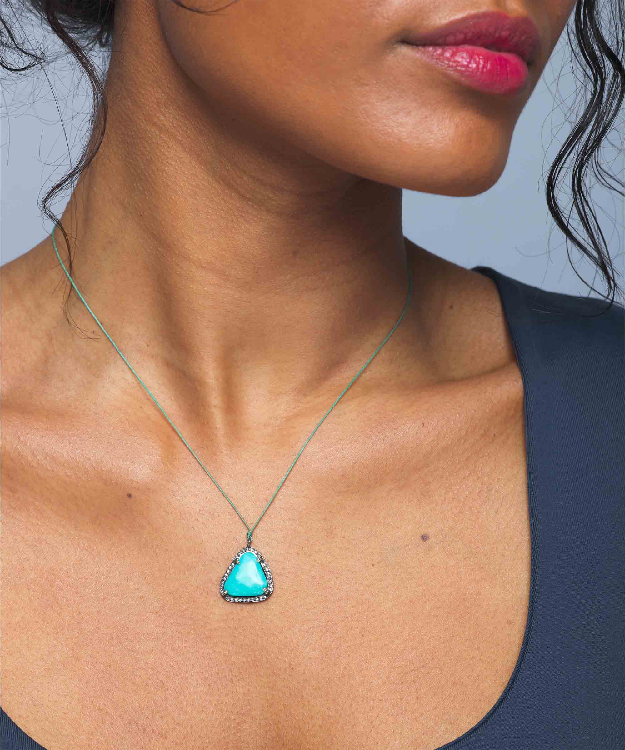 CALA MONTJOI COMMUNICATION